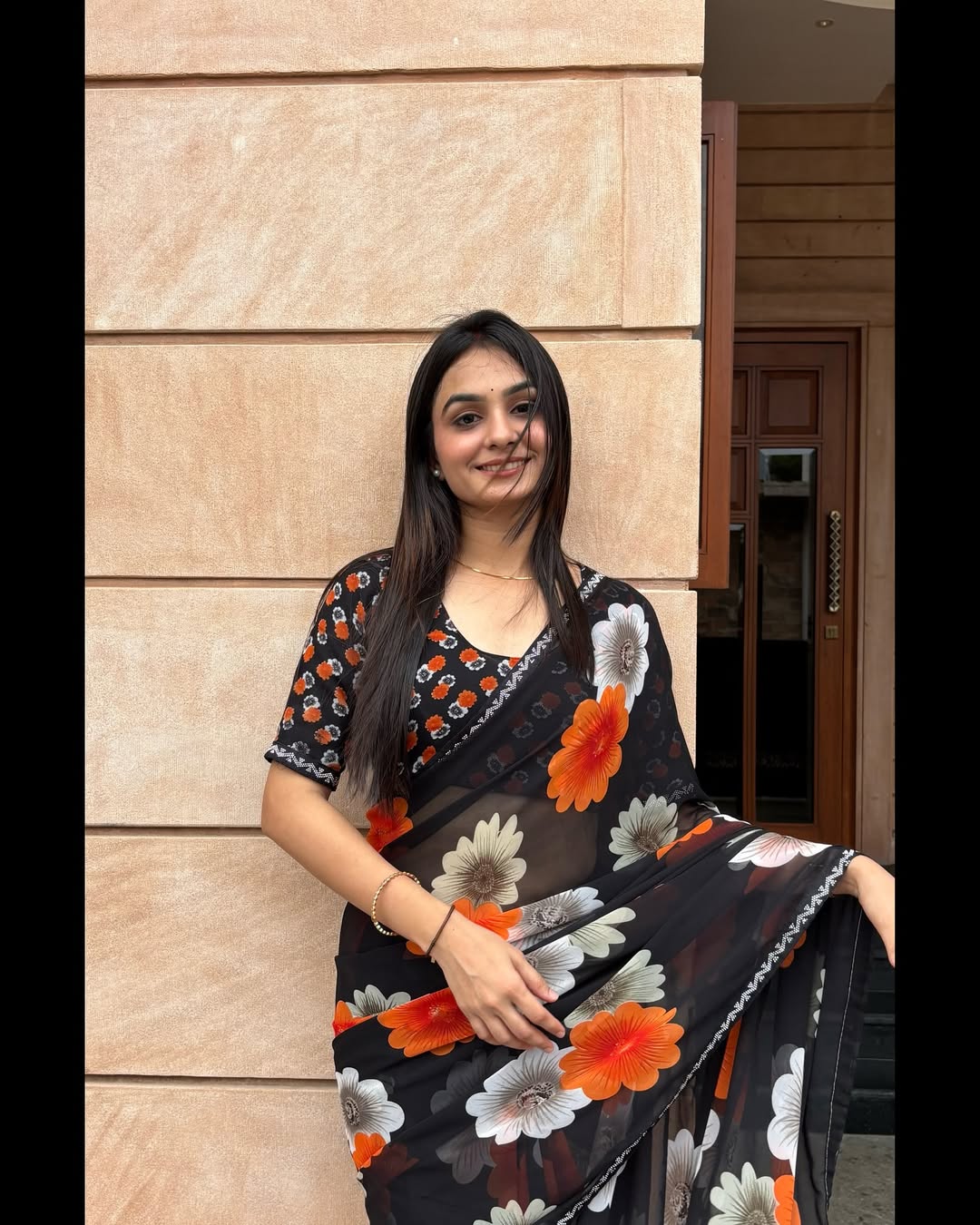 Elegant Floral Printed Black Chiffon Saree