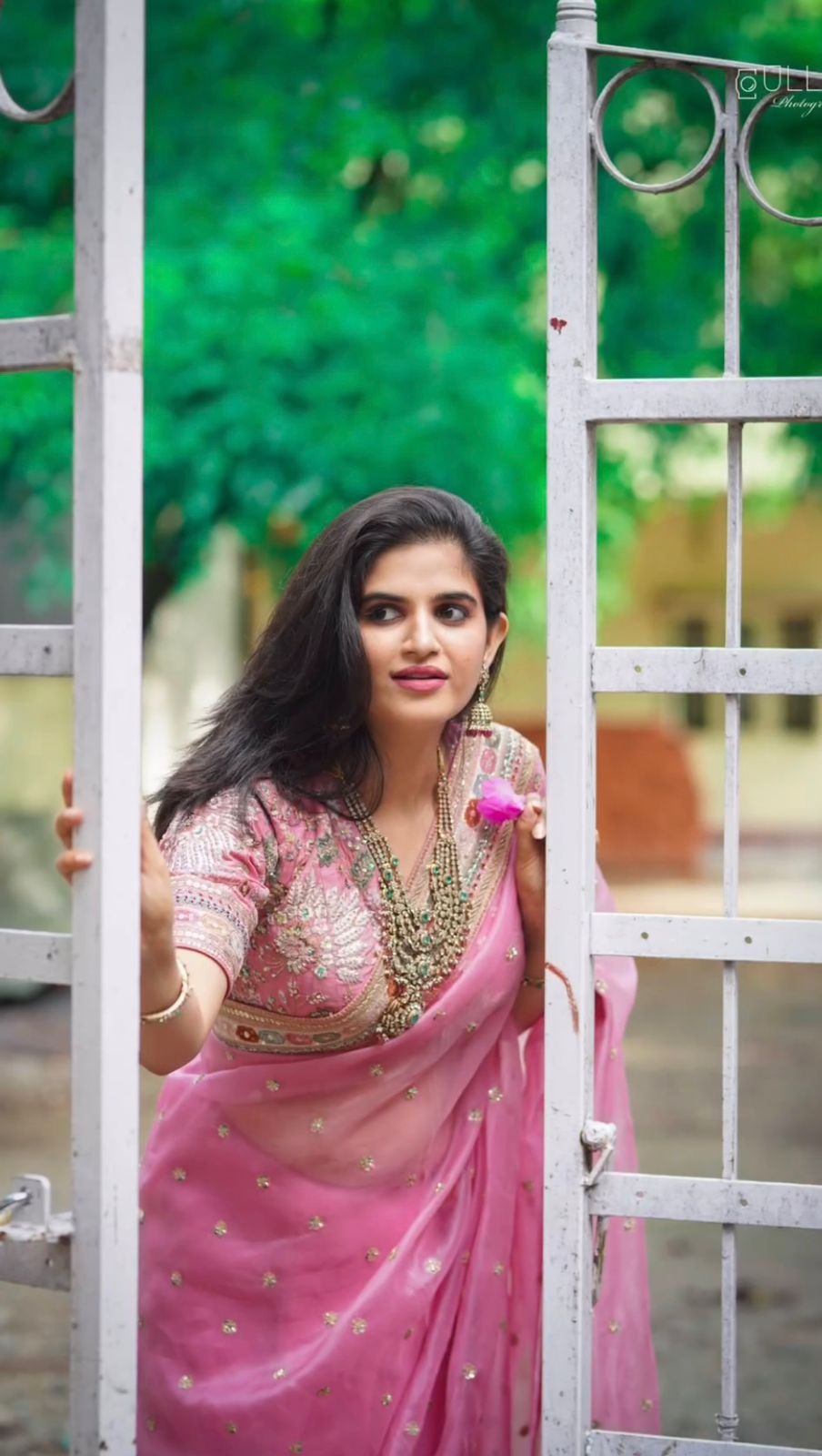 Looking some one for this same colour beautiful Designer Saree on Havy Organza Silk - Lookcollection