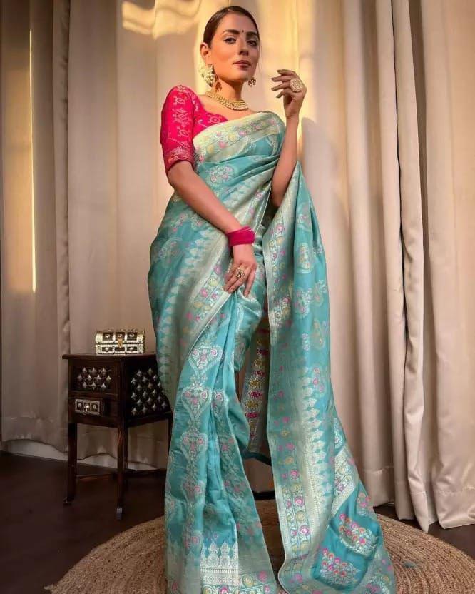 BEAUTIFUL RICH PALLU & JACQUARD WORK ON ALL OVER THE SAREE.