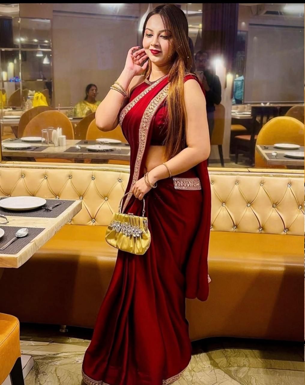 Enchanting Yet Breathable fox chinon Sarees