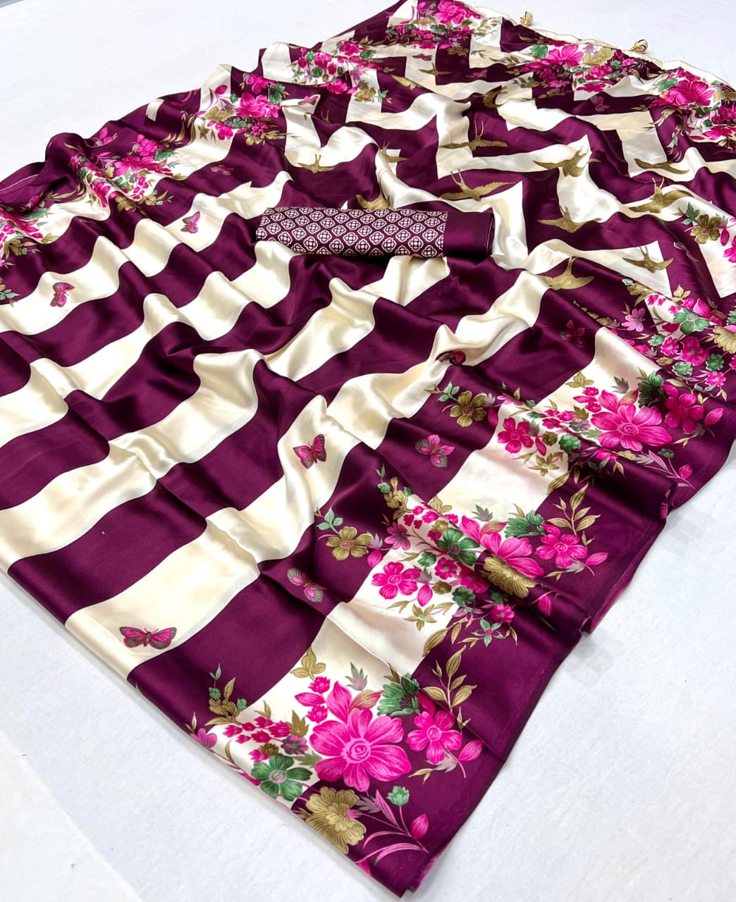 Elegant Semi Modal Drape with Heavy Tassels