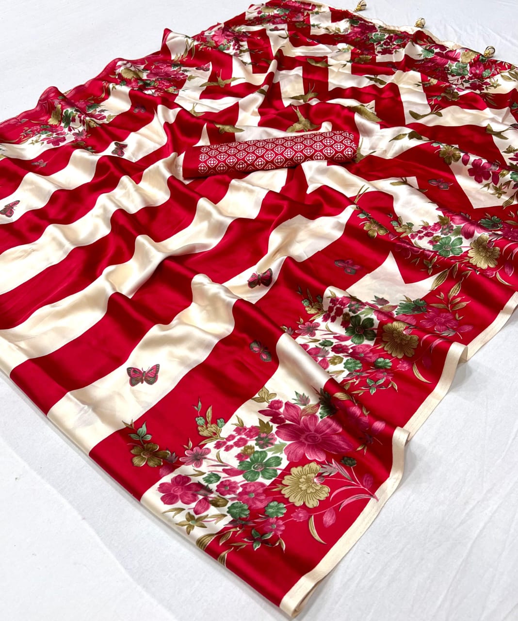 Elegant Semi Modal Drape with Heavy Tassels