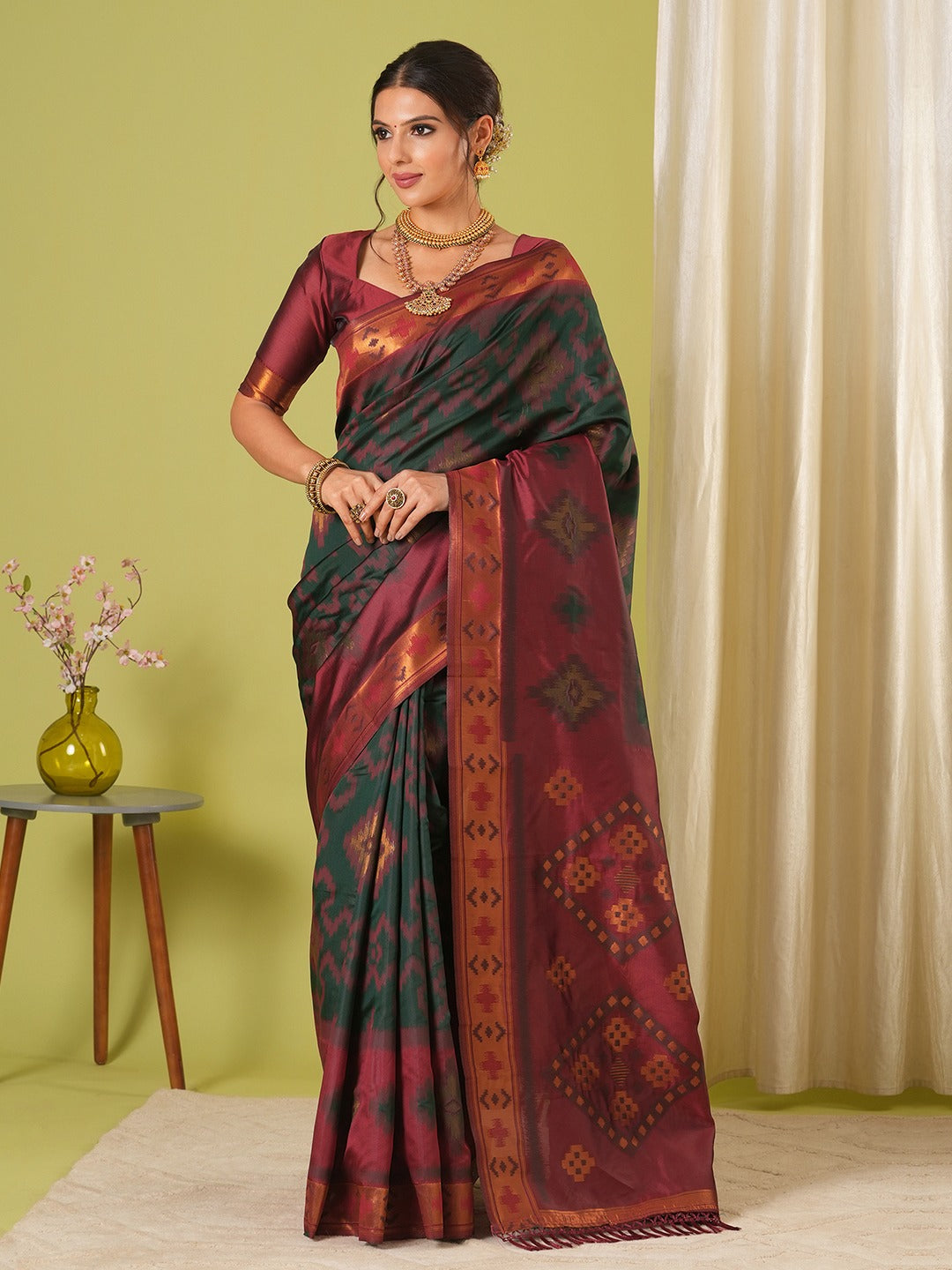 Premium Handloom Weaving Silk Saree
