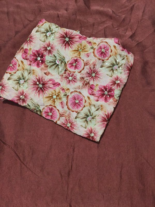 STAR CRUSH SAREE WITH PURE VISCOSE EMBROIDERY BLOUSE ✨