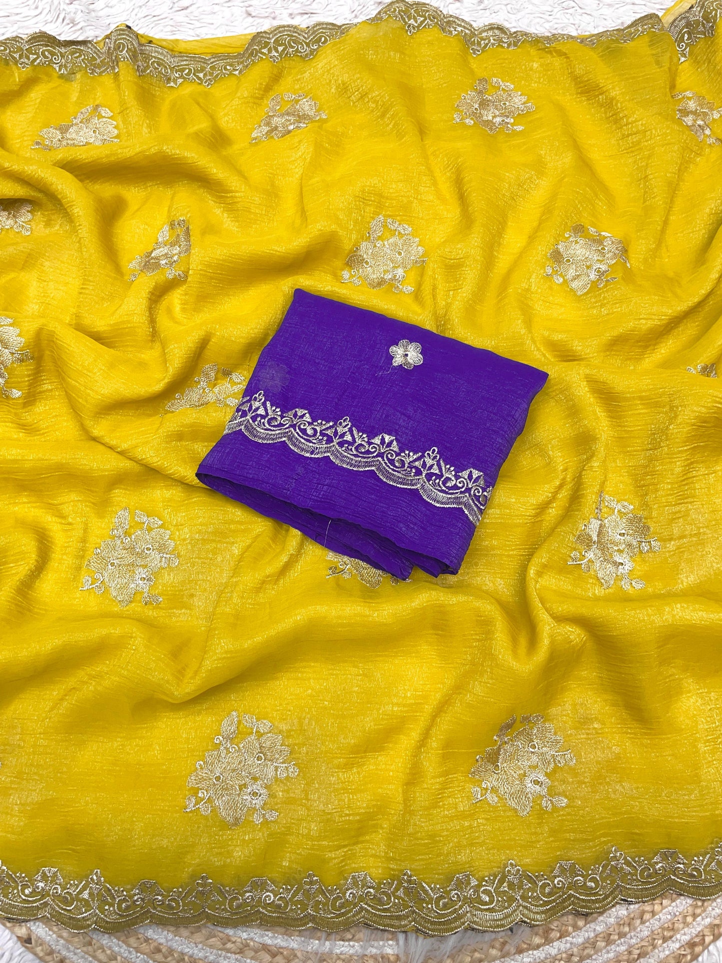 Elegant Soft Carnchy Chiffon Saree