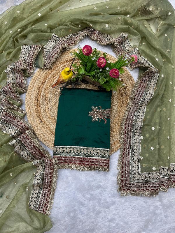 Premium Banarasi Heavy Twill Crush Jari Weave Saree