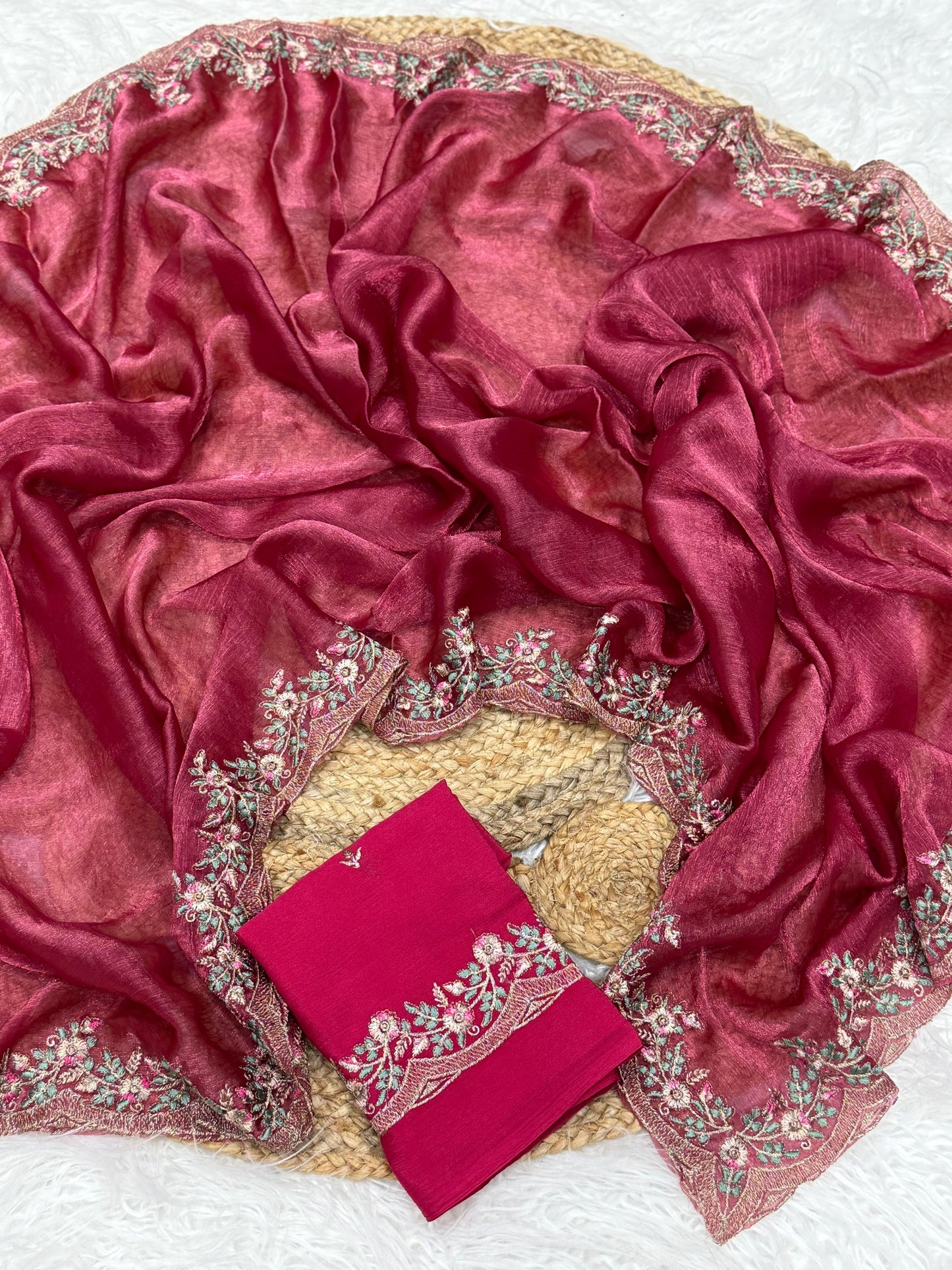 Premium Dual-Tone Fendy Chiffon Saree Set