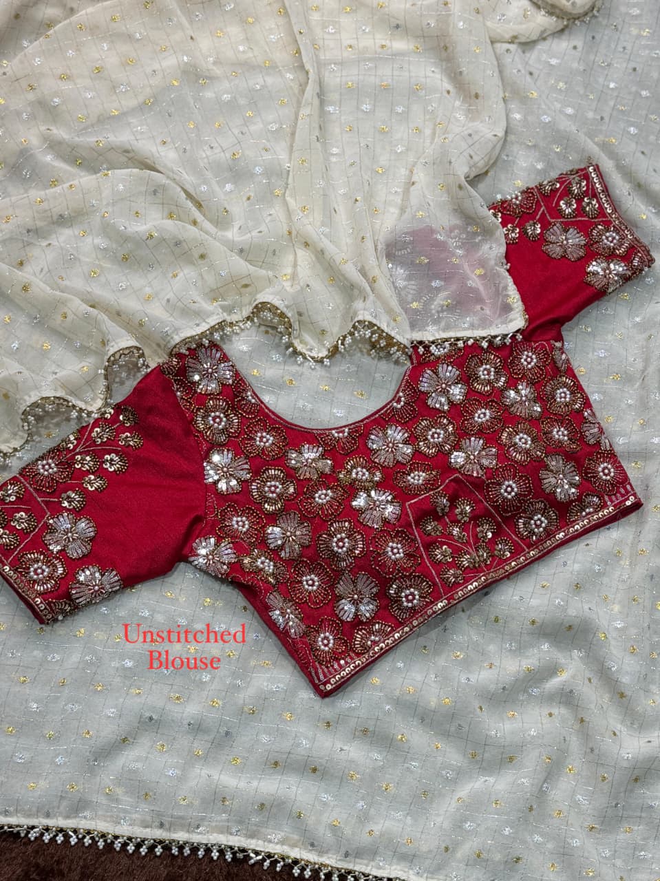 Cruchy Georgette Saree with Dual Gold & Silver Zari Weaving Butti