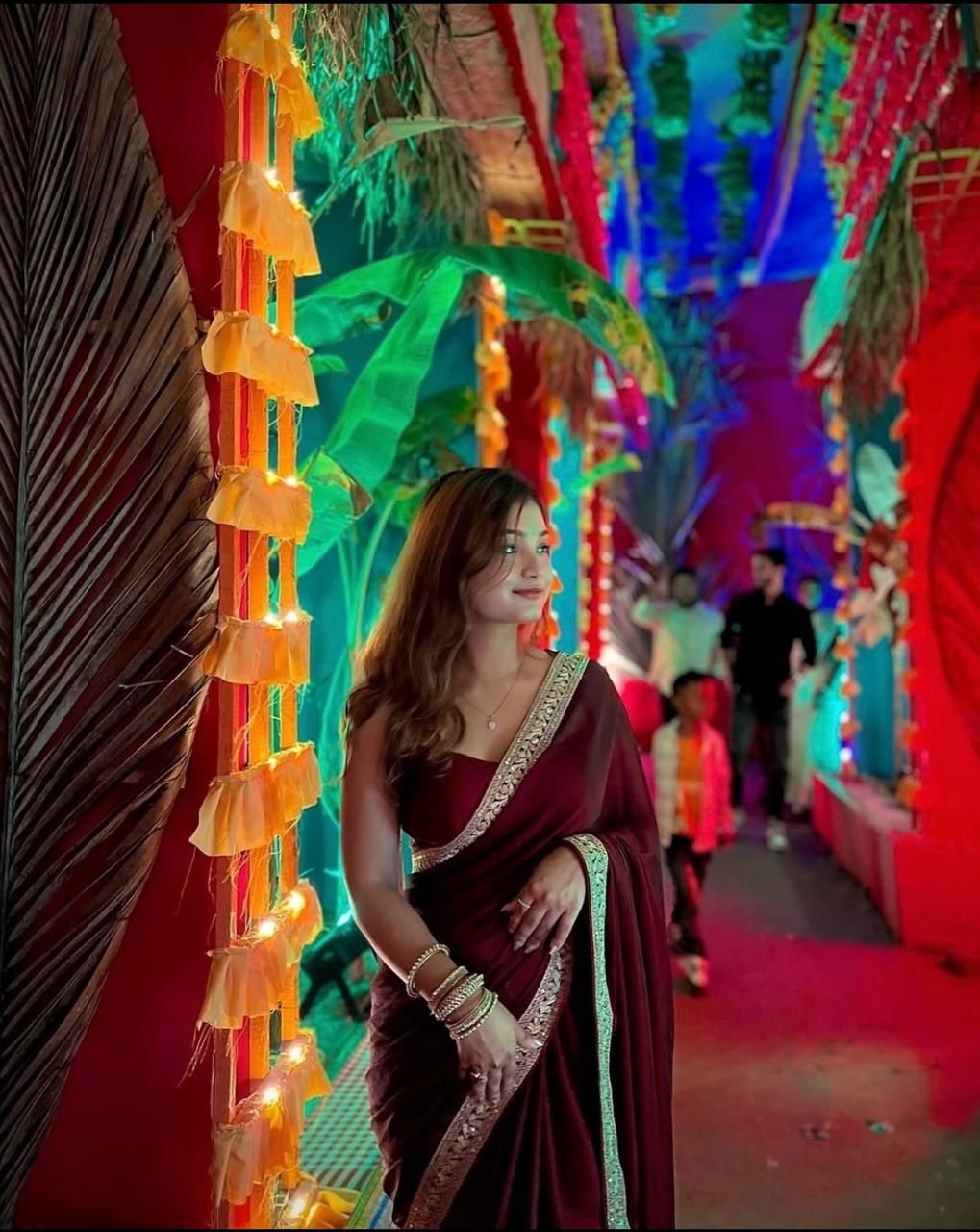 Enchanting Yet Breathable fox chinon Sarees