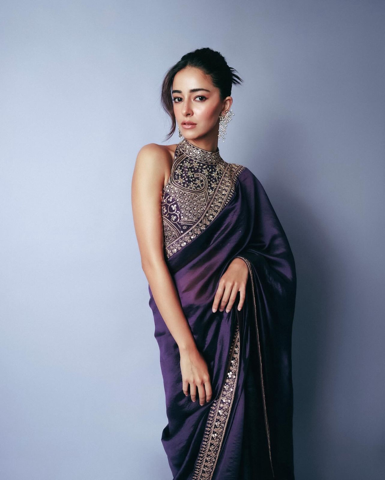 presenting new embroidery saree that increase your glamour