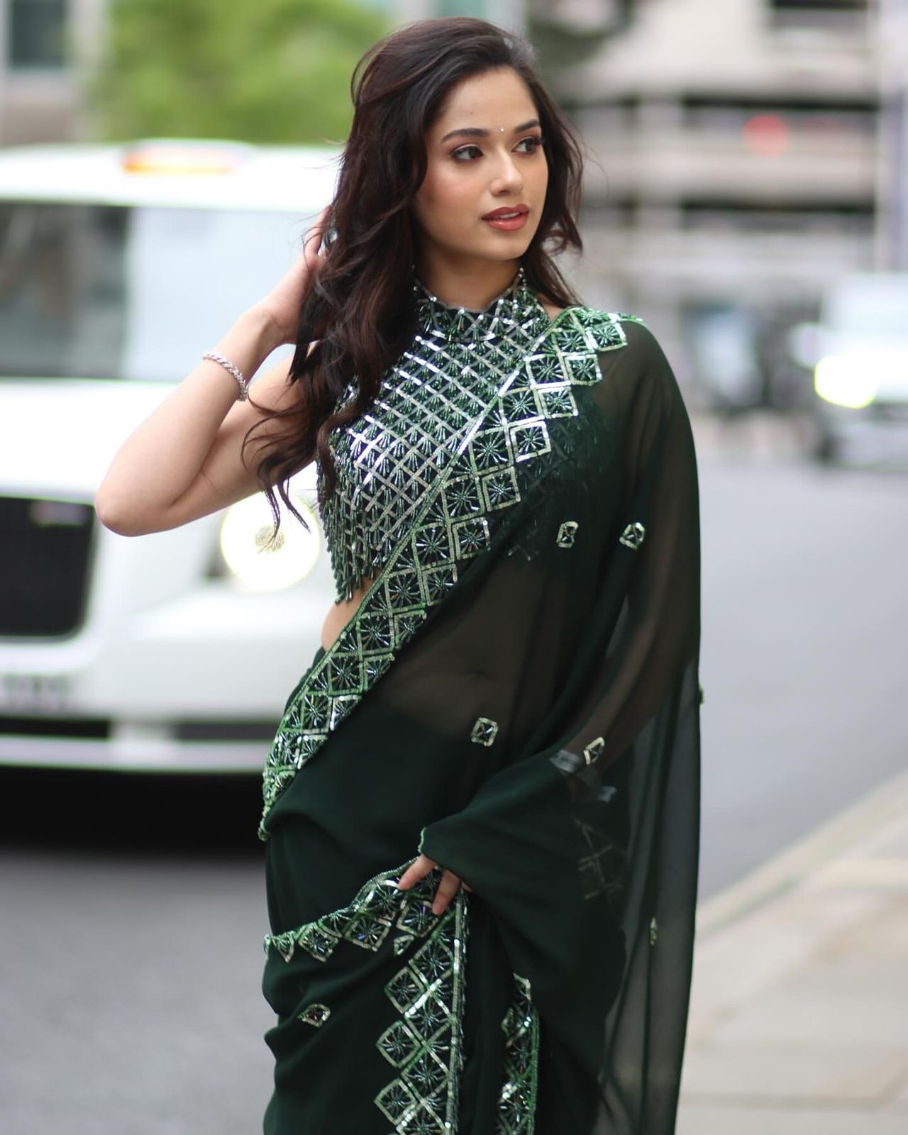CELEBRITY STYLE SEQUINS SAREE