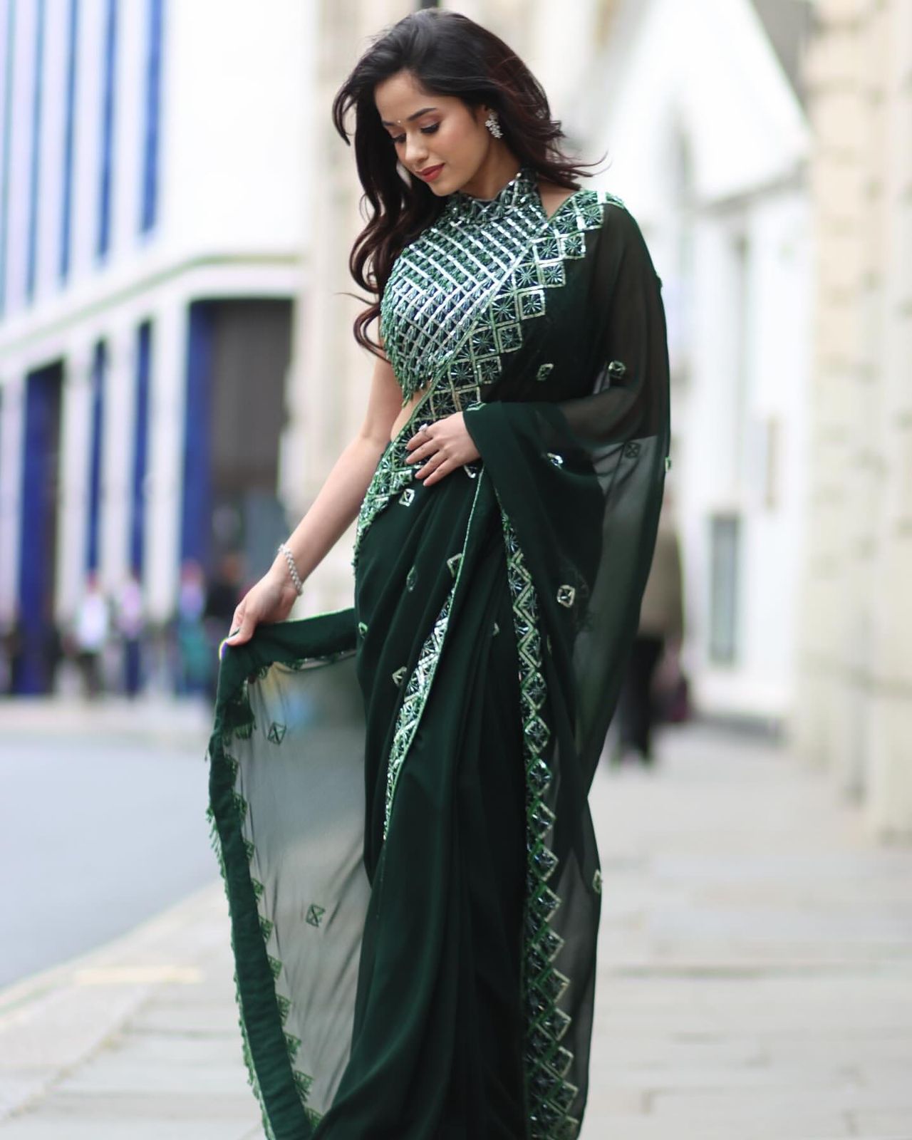 CELEBRITY STYLE SEQUINS SAREE