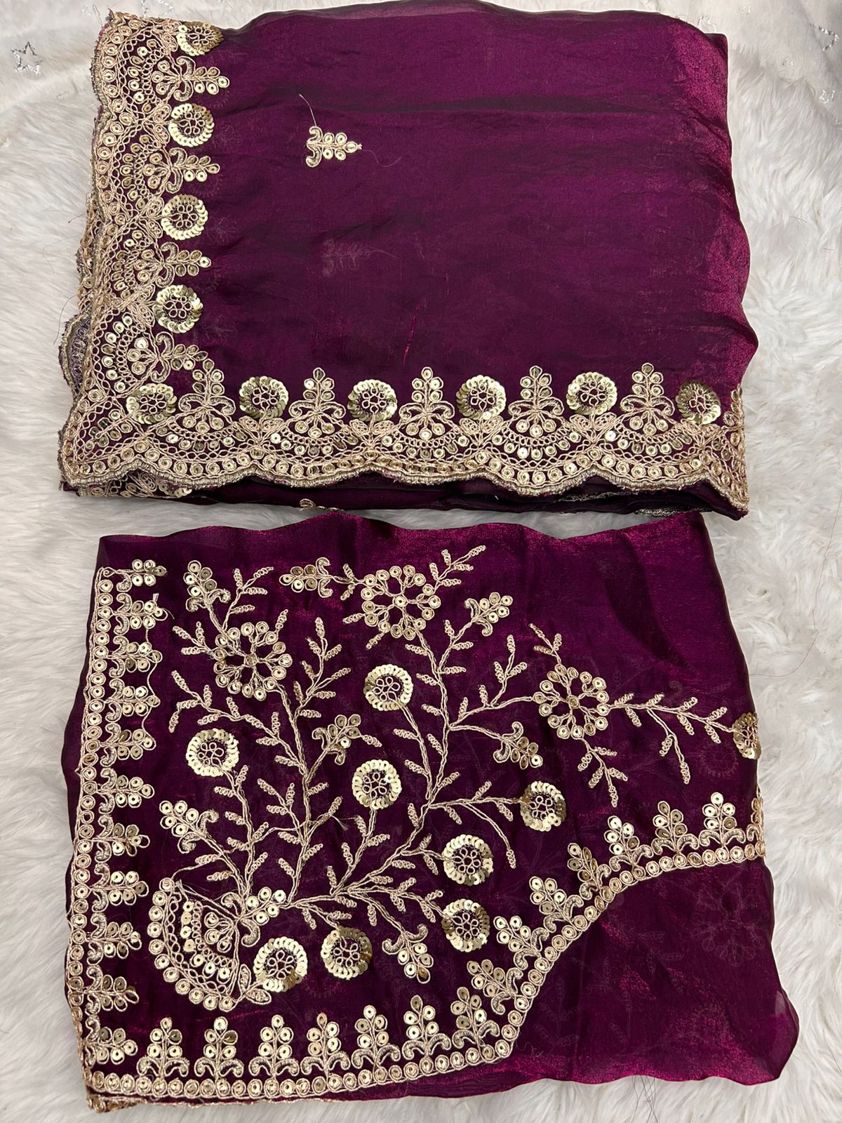 Graceful Fendy Silk Blooming Saree with sequence border