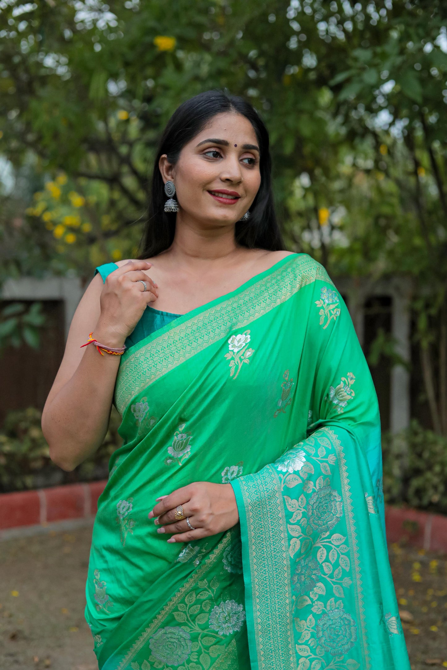 Premium Pure Dola Silk Saree with Real Zari & Badla Weaving