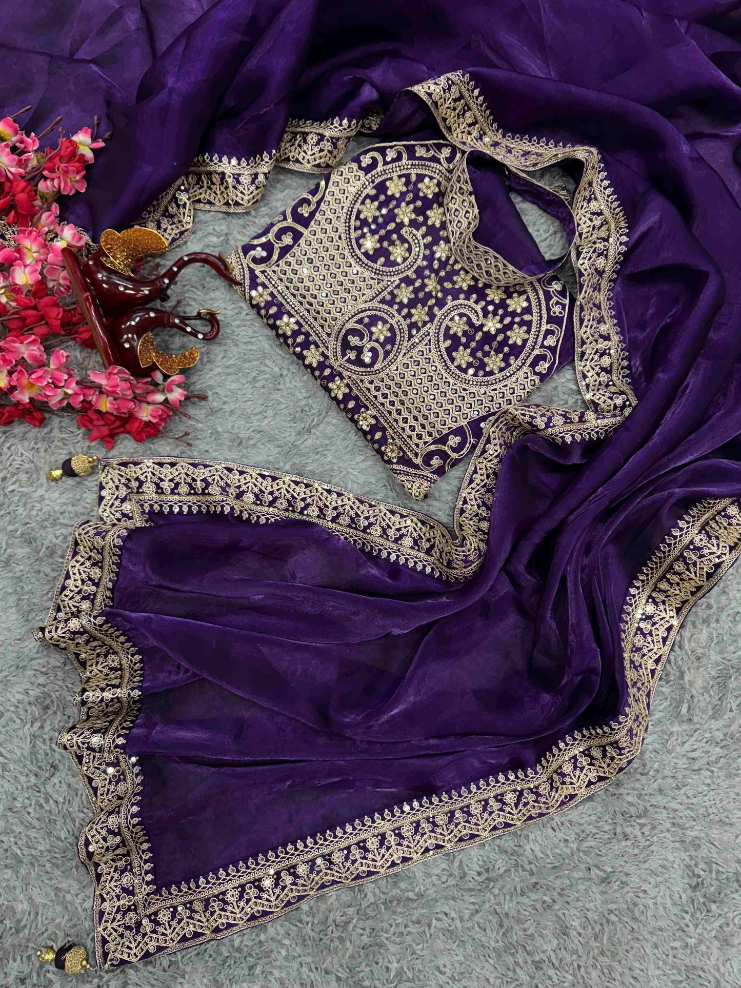 presenting new embroidery saree that increase your glamour