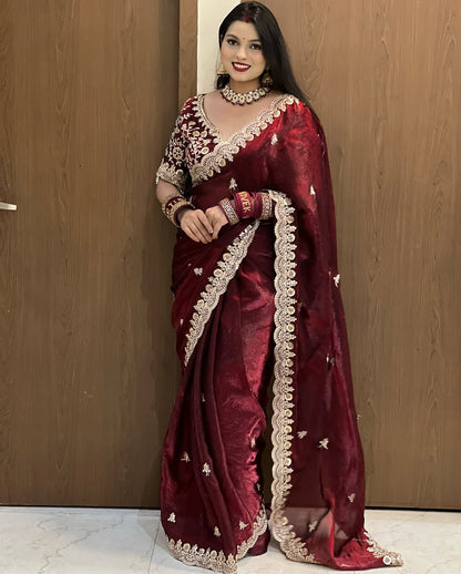 Graceful Fendy Silk Blooming Saree with sequence border