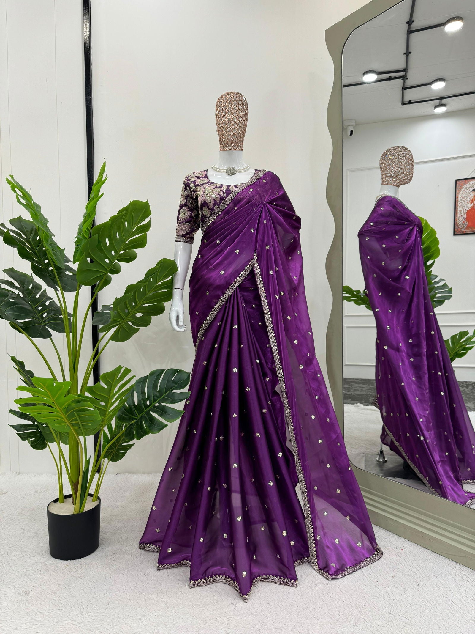 Looking some one for this same colour beautiful Designer Saree - Lookcollection