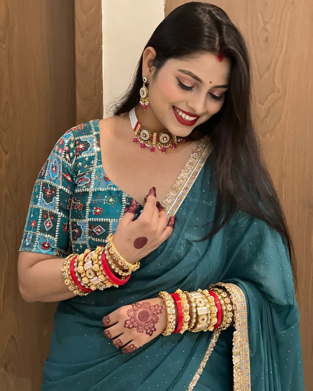 Soft Star Georgette Saree with Jarkan Dot Work & Multicolour Lace