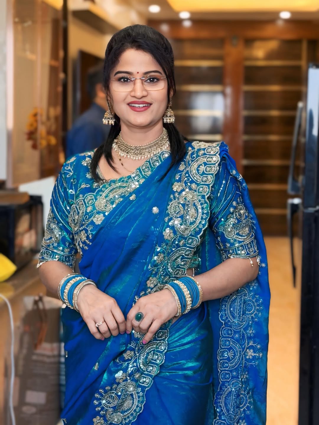 Premium Two-Tone Space Silk Saree with Stitched Corset Blouse