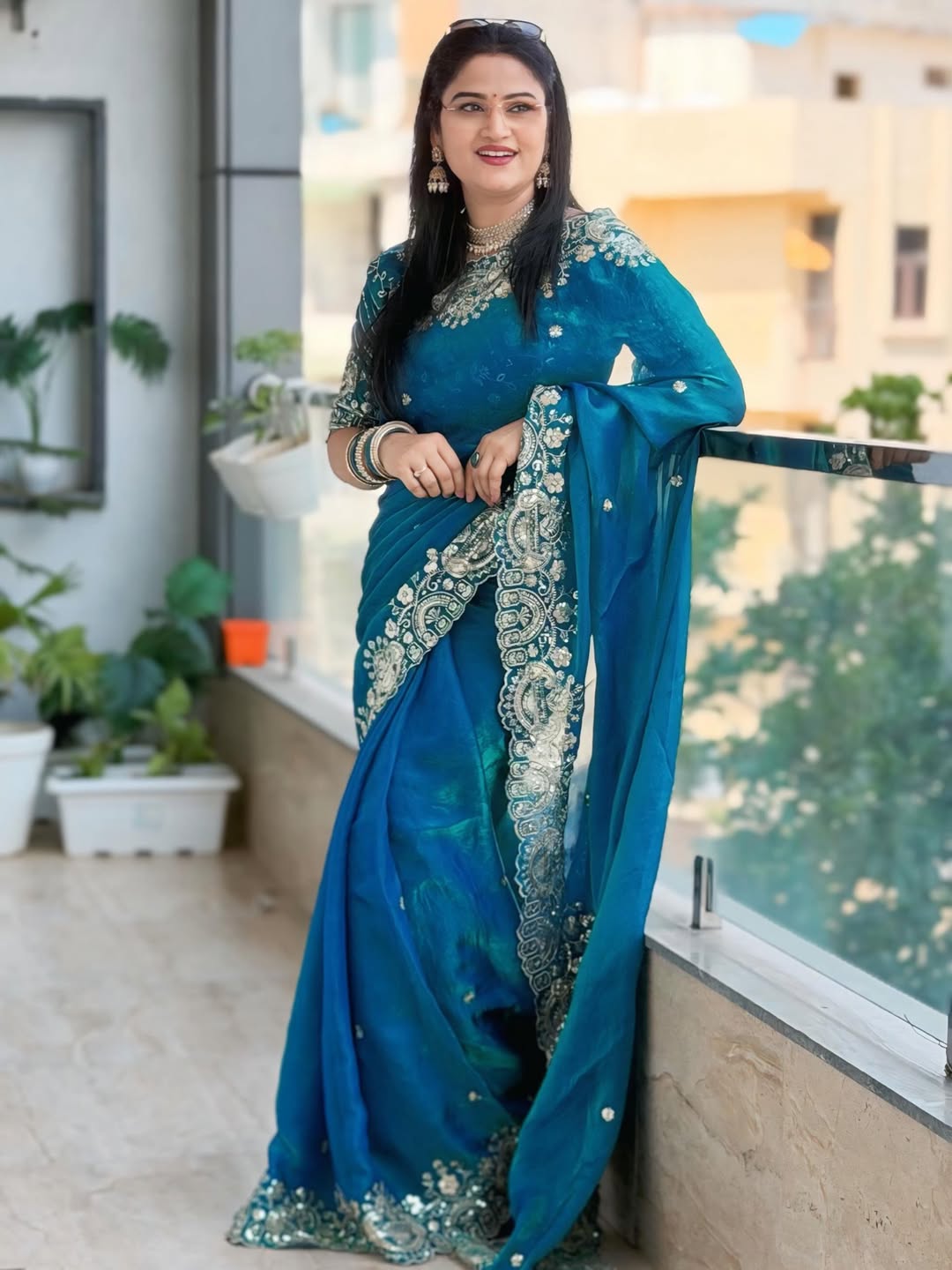 Premium Two-Tone Space Silk Saree with Stitched Corset Blouse