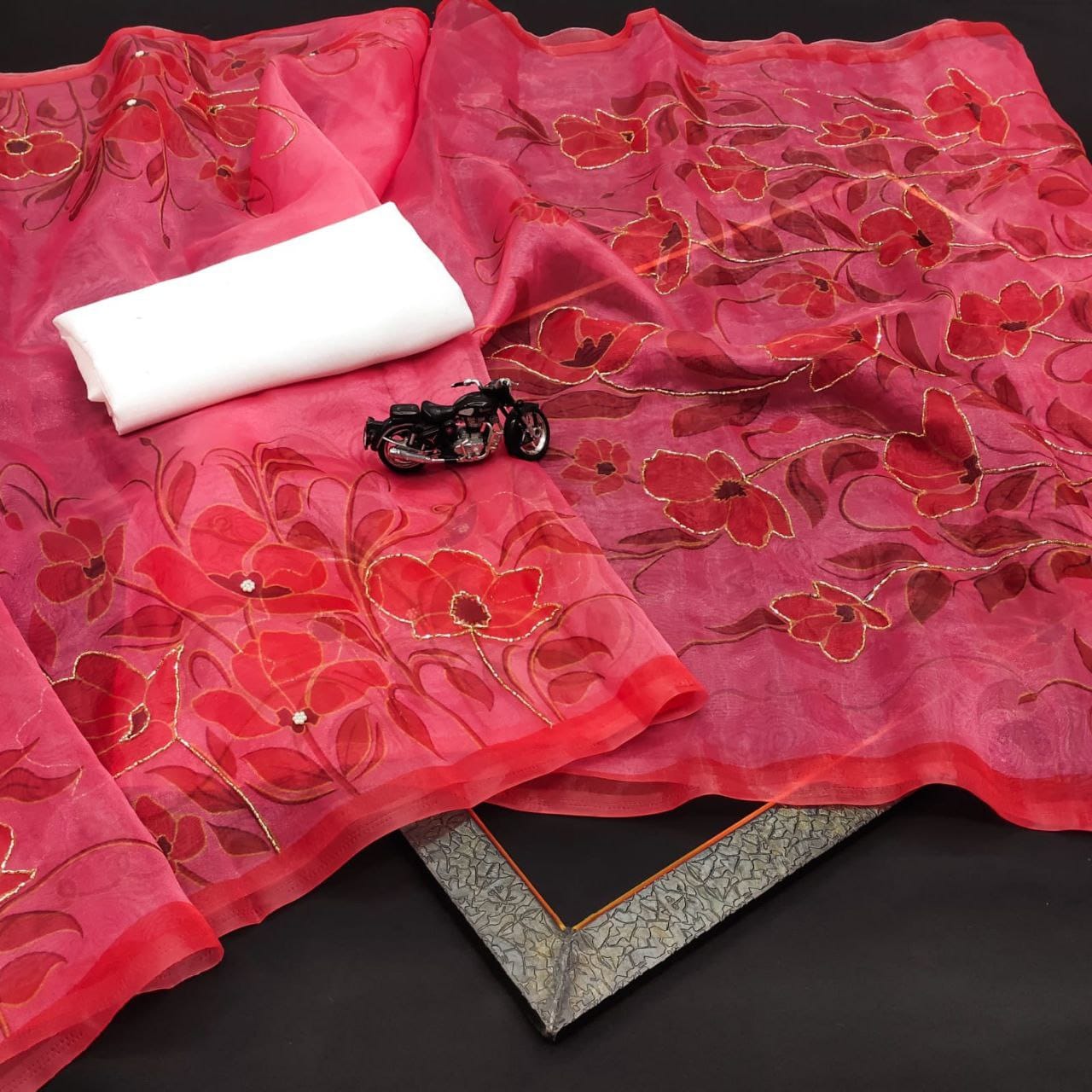Soft pure orangaza handwork saree - Lookcollection