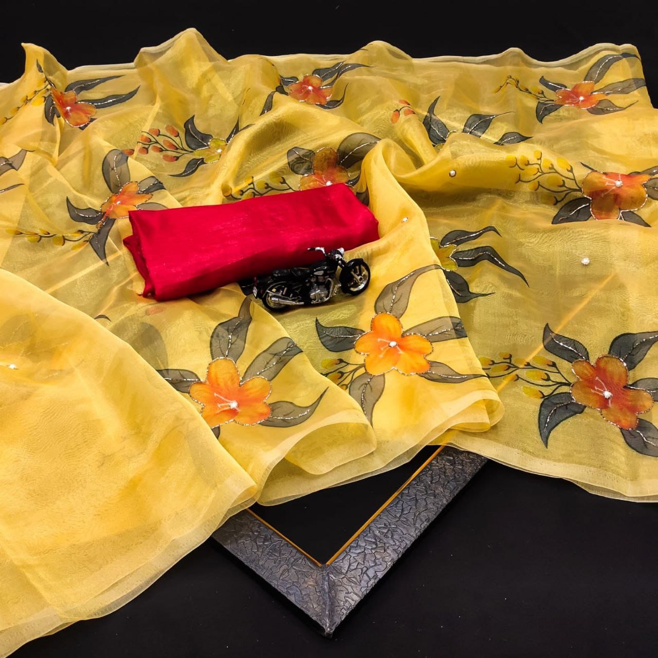 Soft pure orangaza handwork saree - Lookcollection