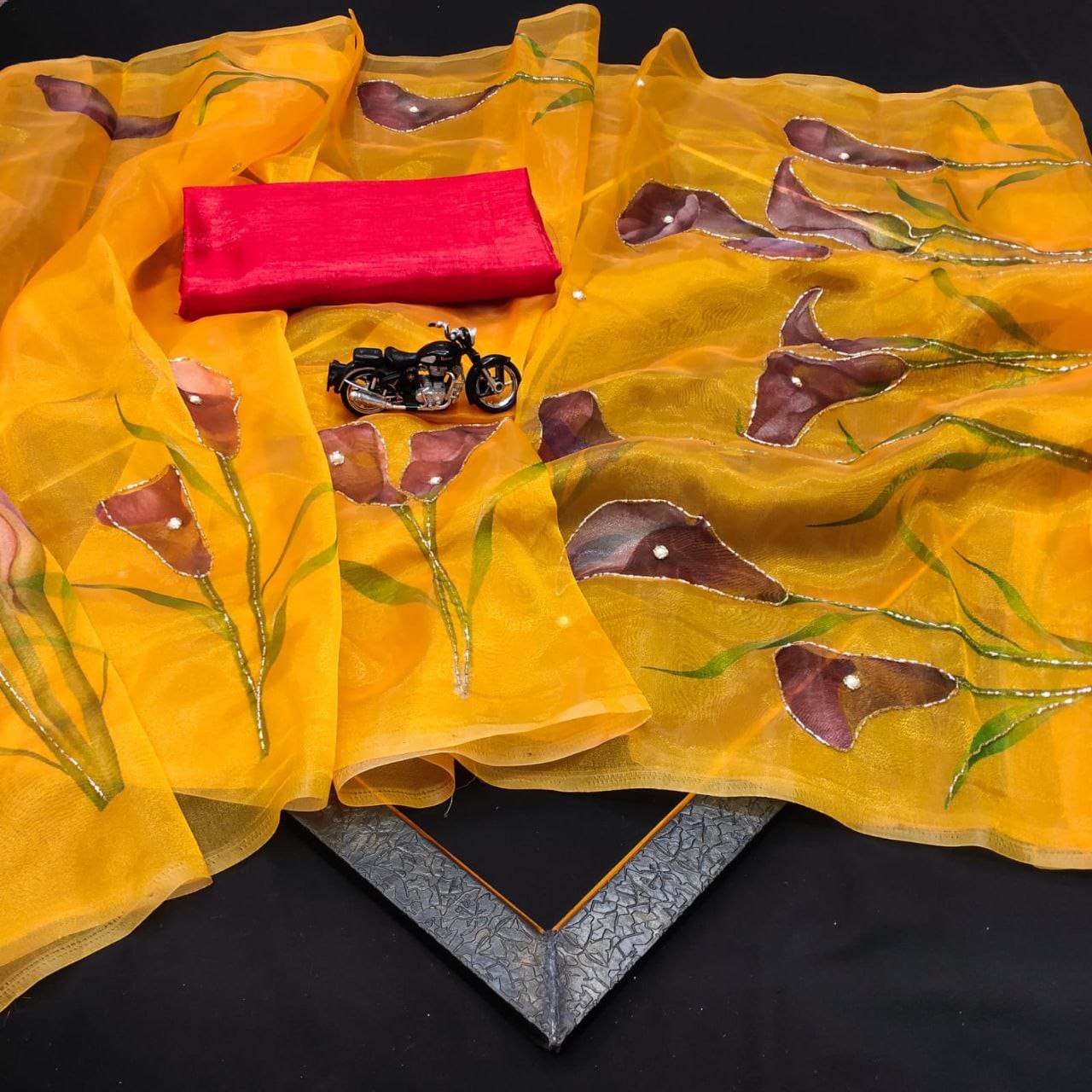 Soft pure orangaza handwork saree - Lookcollection