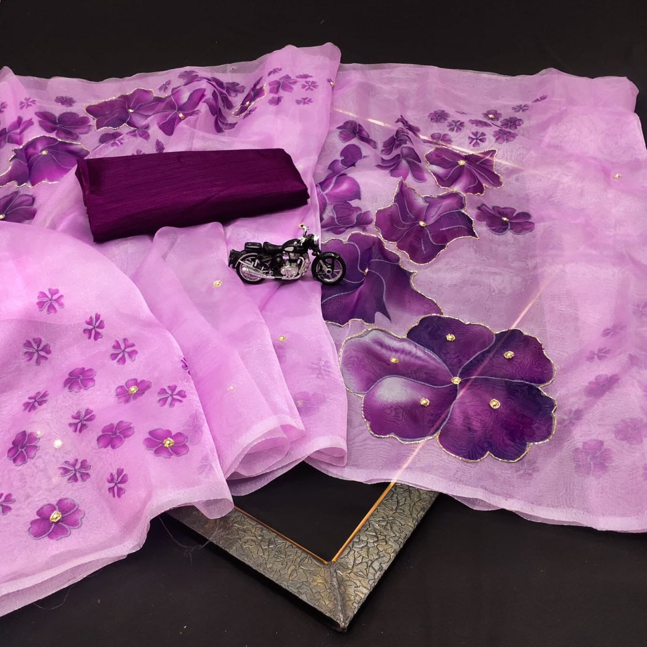 Soft pure orangaza handwork saree - Lookcollection