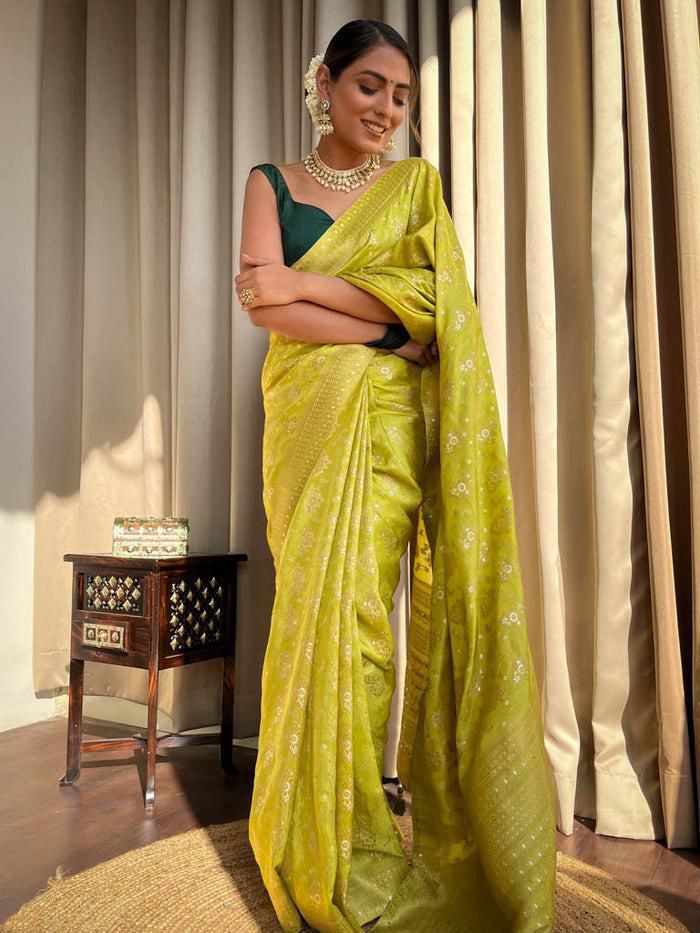 BEAUTIFUL RICH PALLU & JACQUARD WORK ON ALL OVER THE SAREE.