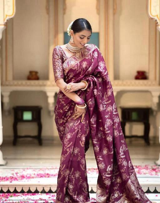 BEAUTIFUL RICH PALLU & JACQUARD WORK ON ALL OVER THE SAREE.