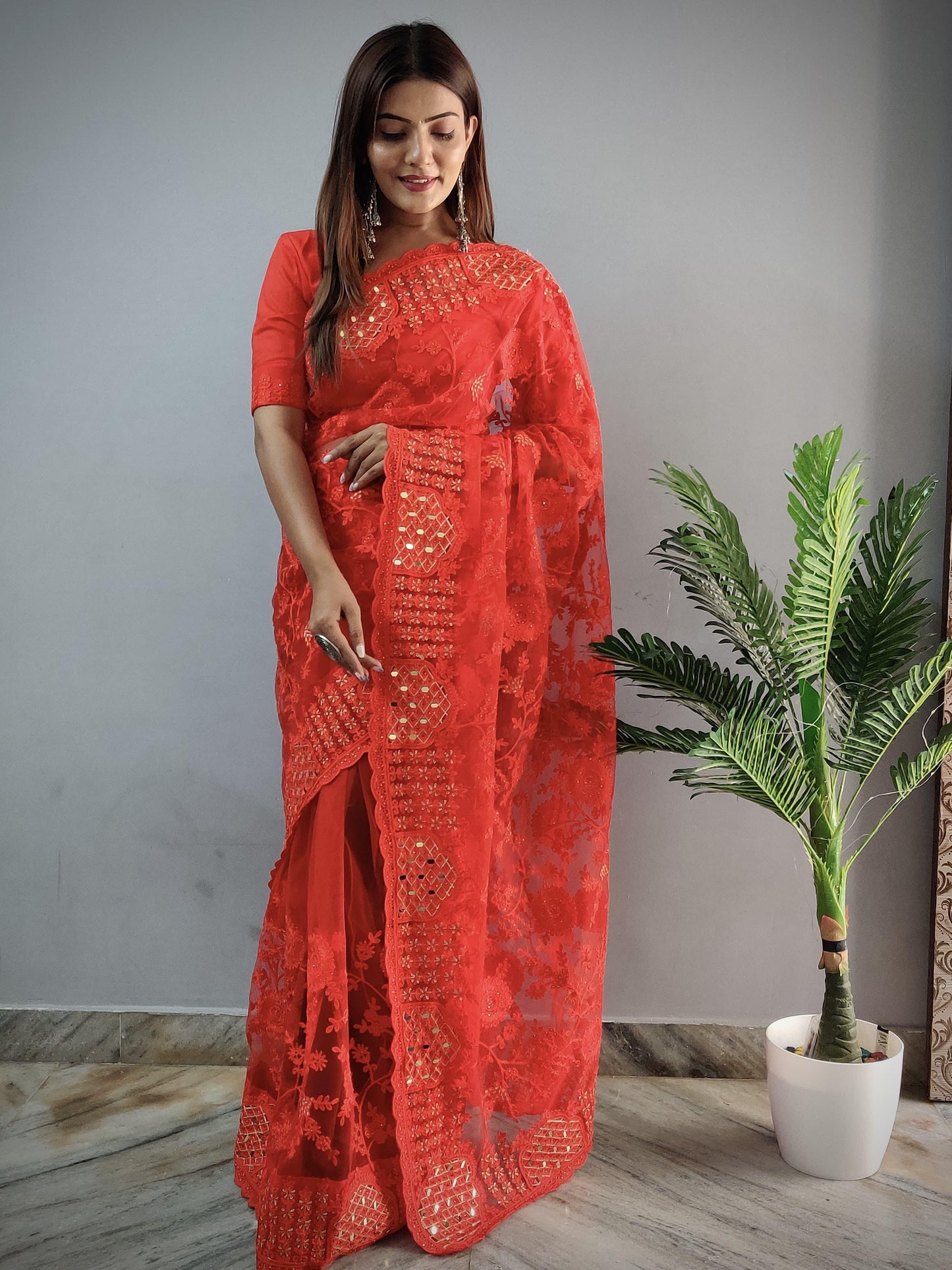 Presents a Superhit Mirror Saree Collection