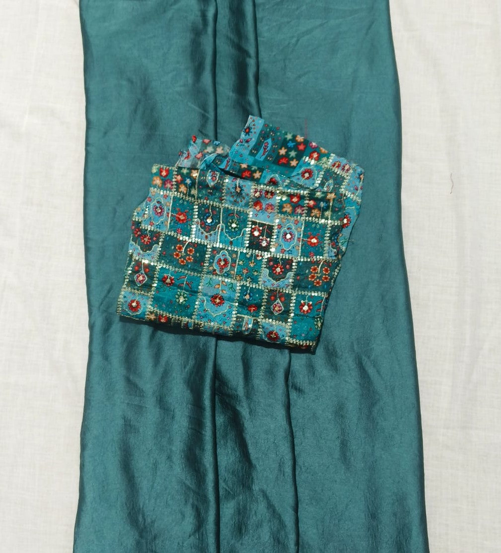 STAR CRUSH SAREE WITH PURE VISCOSE EMBROIDERY BLOUSE ✨