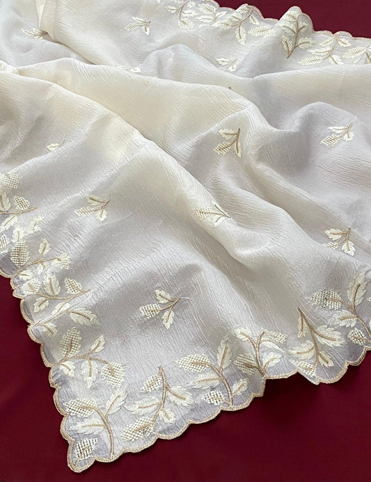 Premium Crunchy Fabric Saree with Peacock Design & Rich Multi-Thread Embroidery