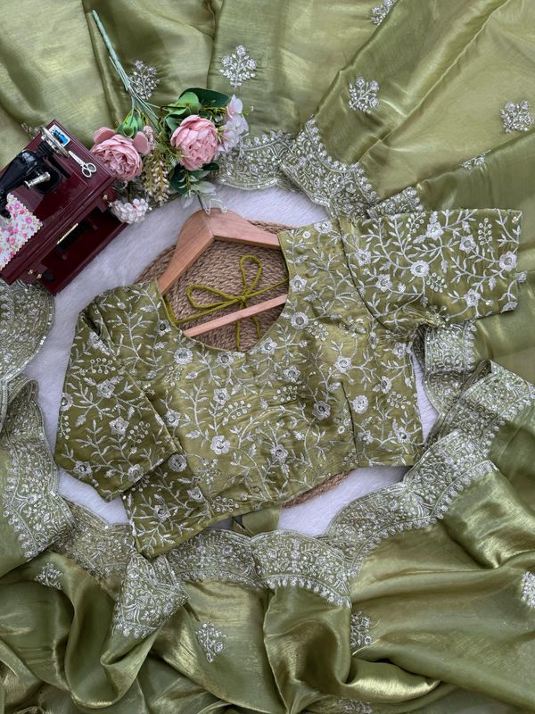 Designer Jimmy Chu Saree – Elegance Redefined