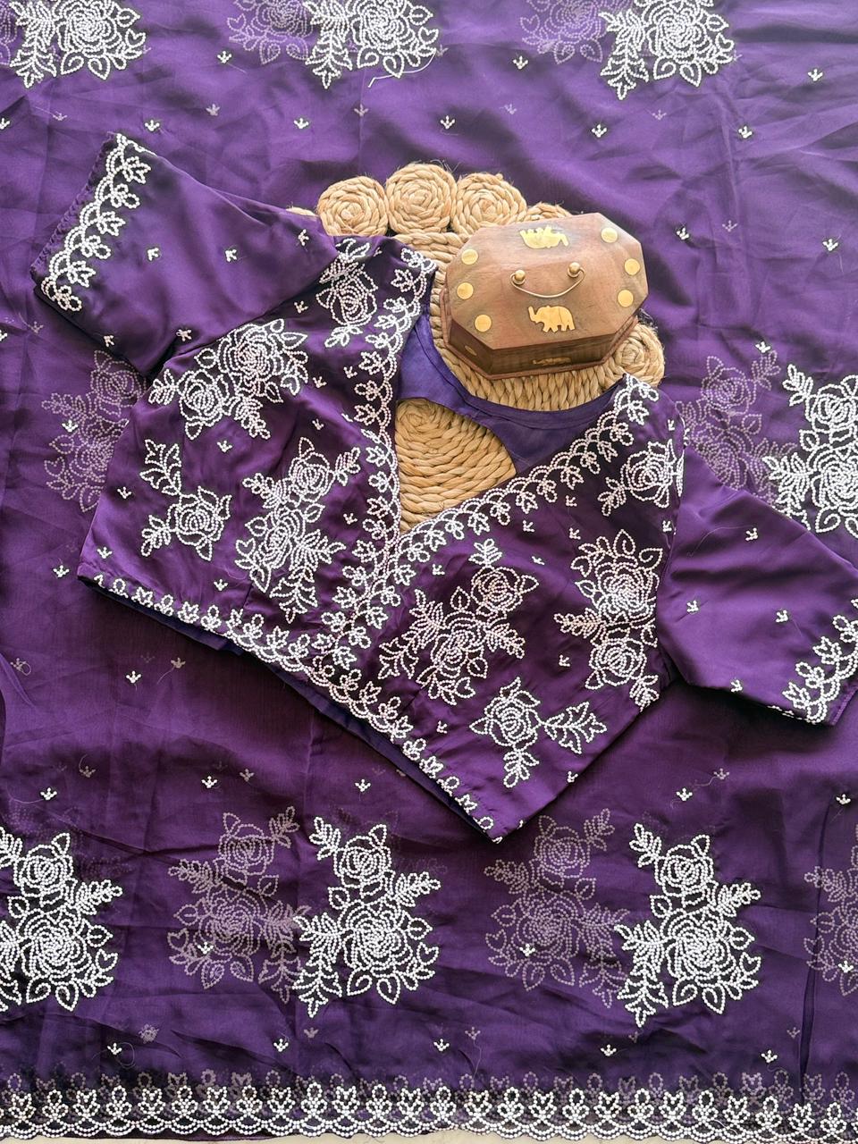 Soft Tebby Organza Saree With Multi-Thread Work