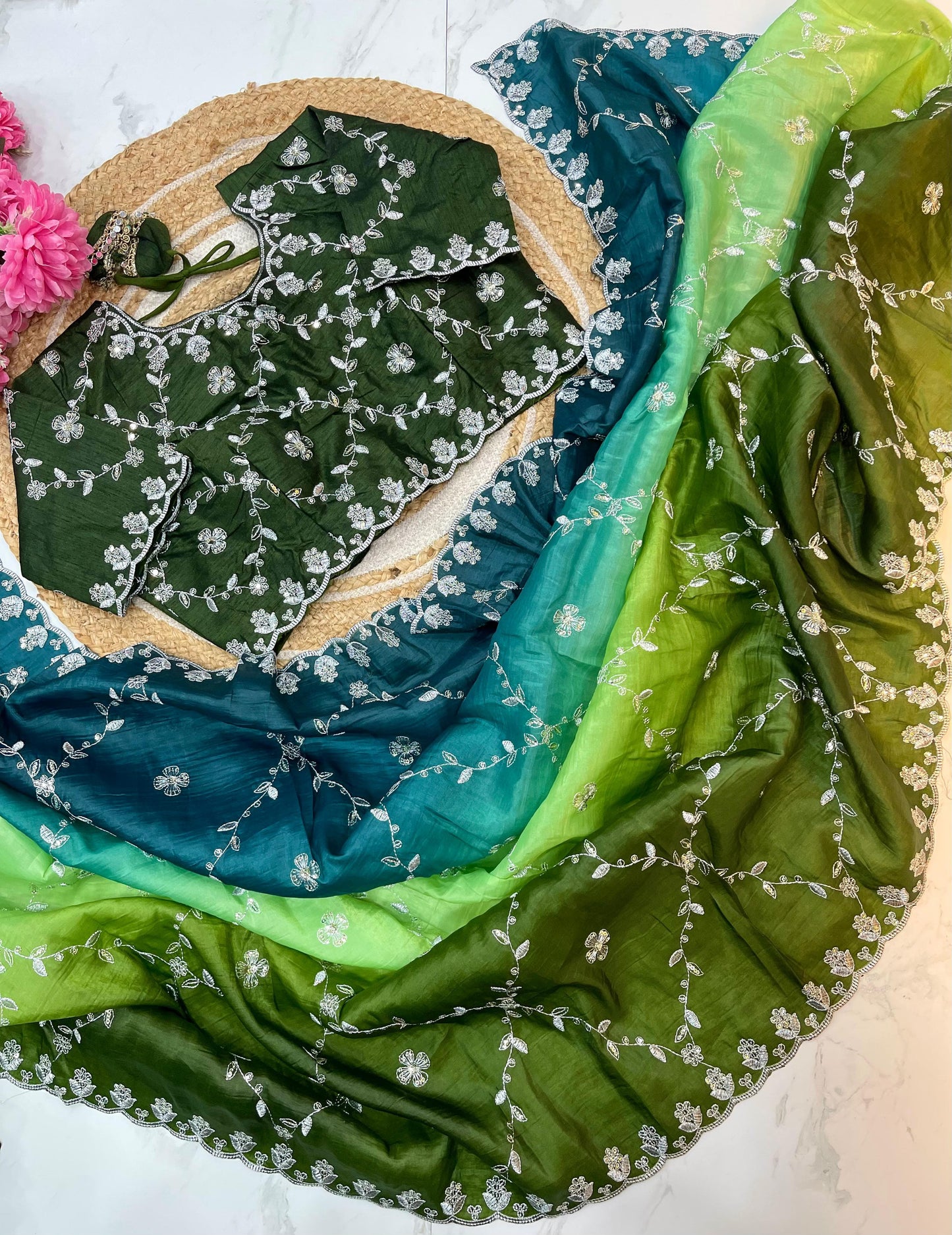 Luxurious Gold Crush Pedding Saree with 3 mm Sequence Embroidery Saree