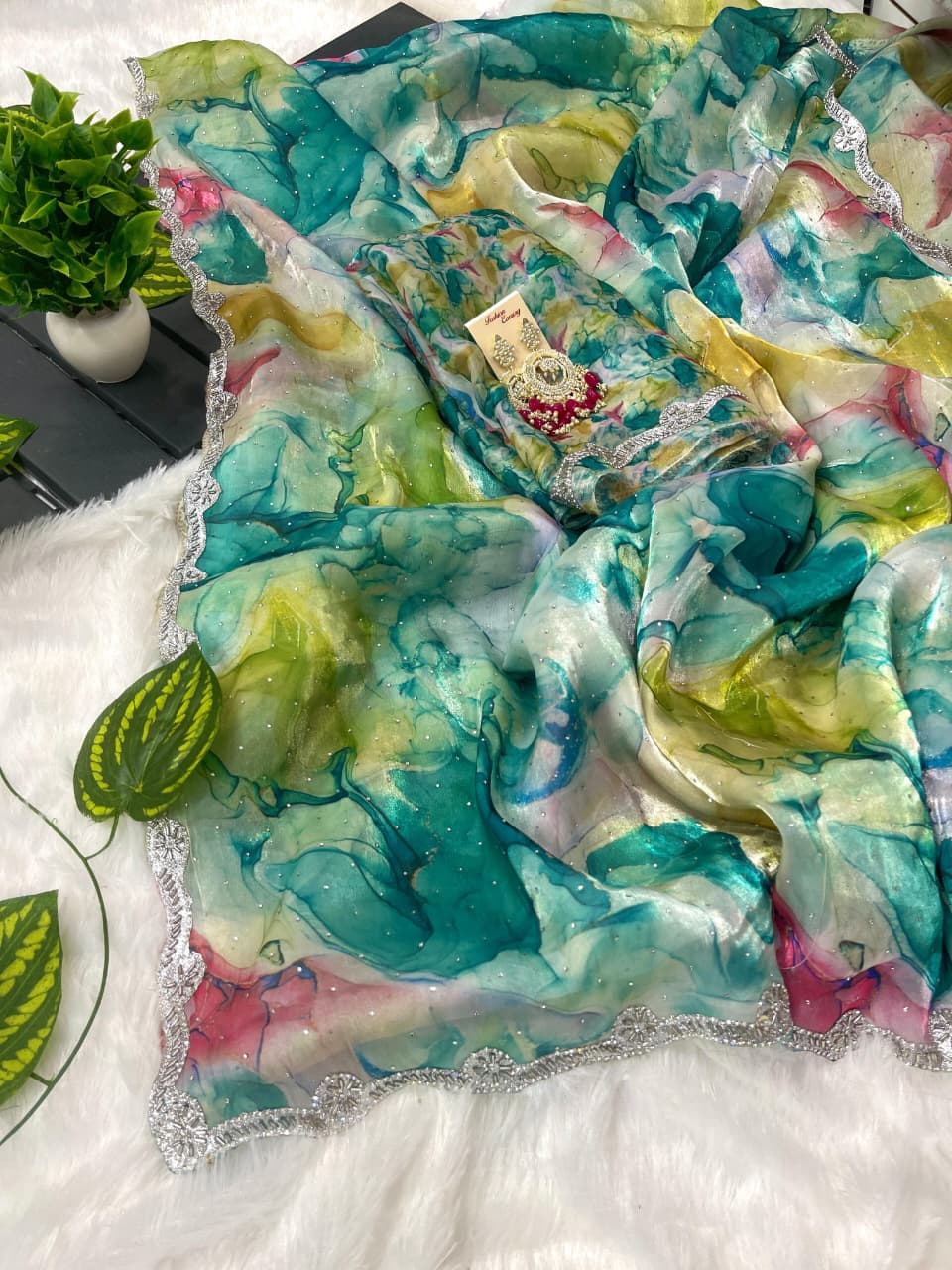 Pure Soft Zimmy Choo Silk Saree with Prism Prints