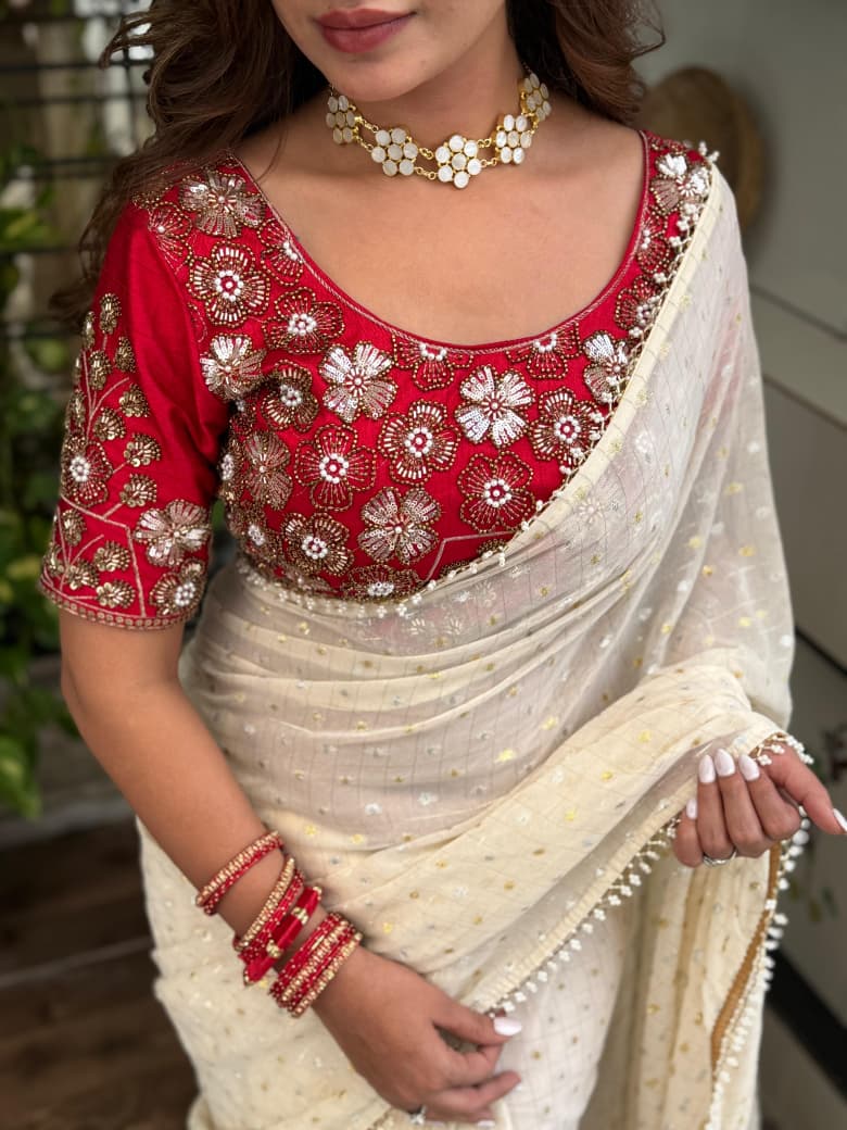 Cruchy Georgette Saree with Dual Gold & Silver Zari Weaving Butti