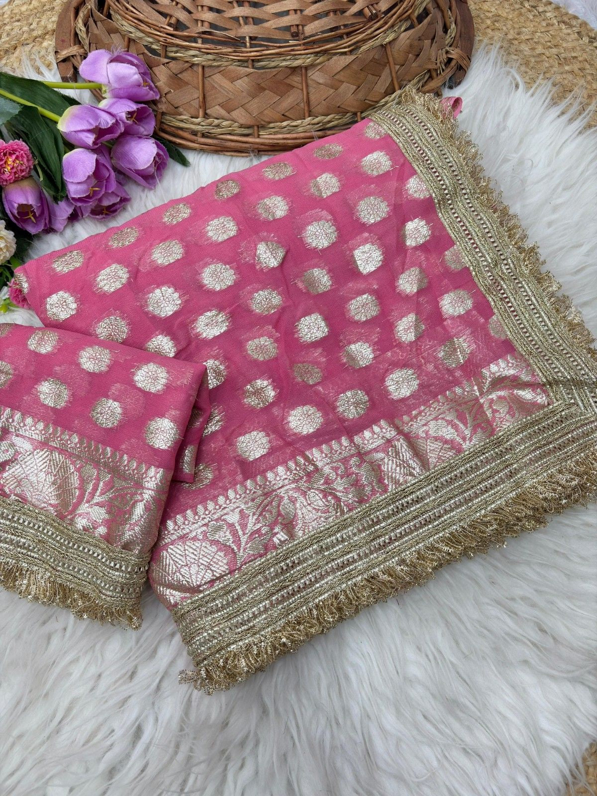 Premium Soft Viscose Georgette Saree With Elegant Lace Border