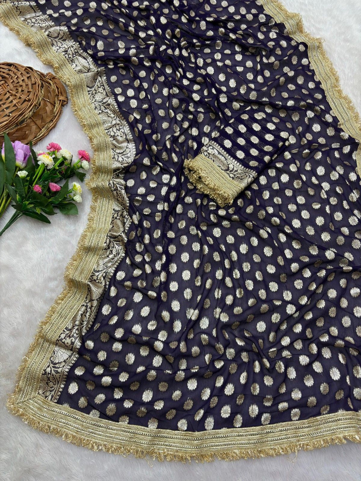 Premium Soft Viscose Georgette Saree With Elegant Lace Border