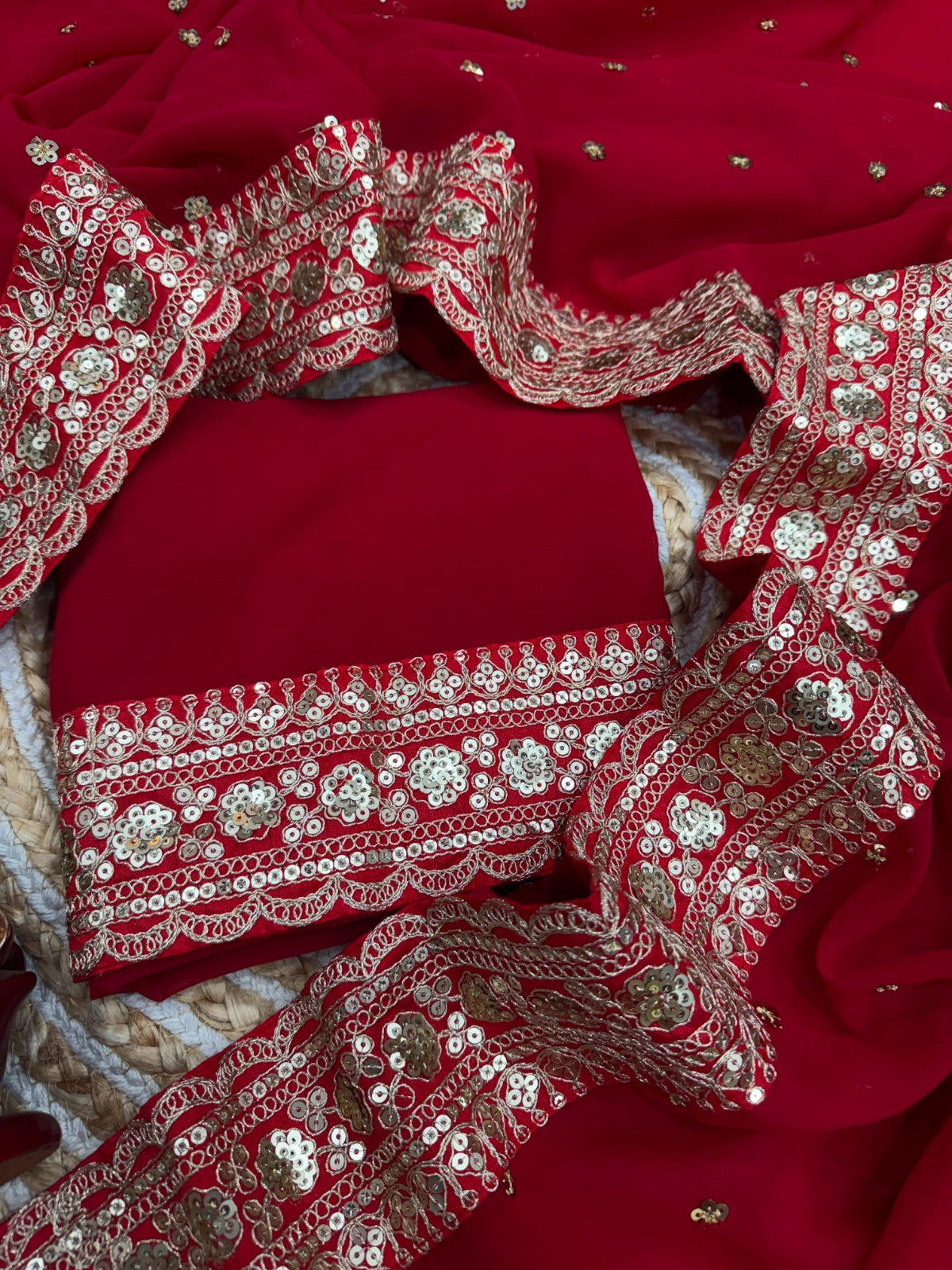 ✨ KARVA CHAUTH SPECIAL RED COLOUR DESIGNER SEQUINS SAREE ✨