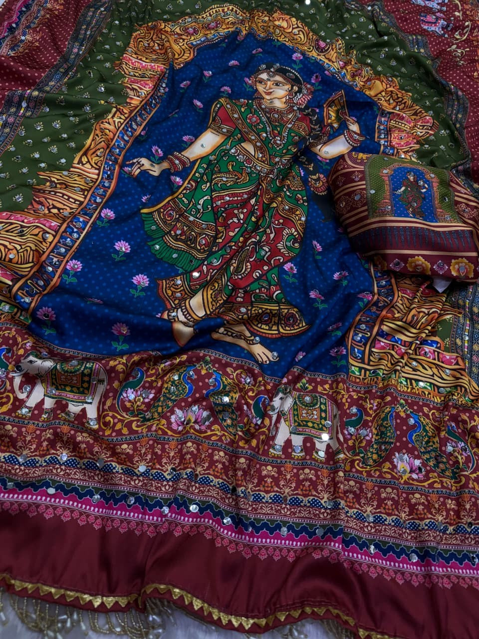 MOST TRENDING RASHMIKA CELEBRITY STYLE DESIGNER SAREE