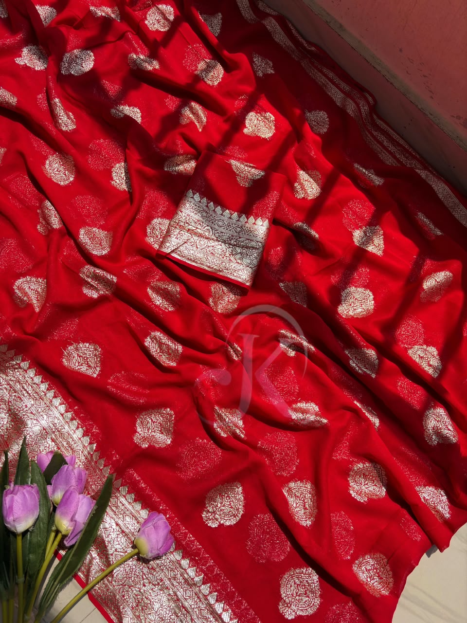 Beautiful Exclusive Fancy Viscose Saree with Woven Border & Running Blouse