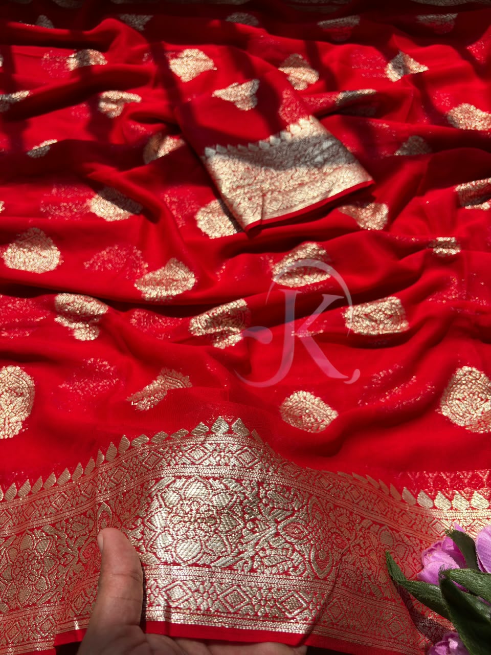 Beautiful Exclusive Fancy Viscose Saree with Woven Border & Running Blouse