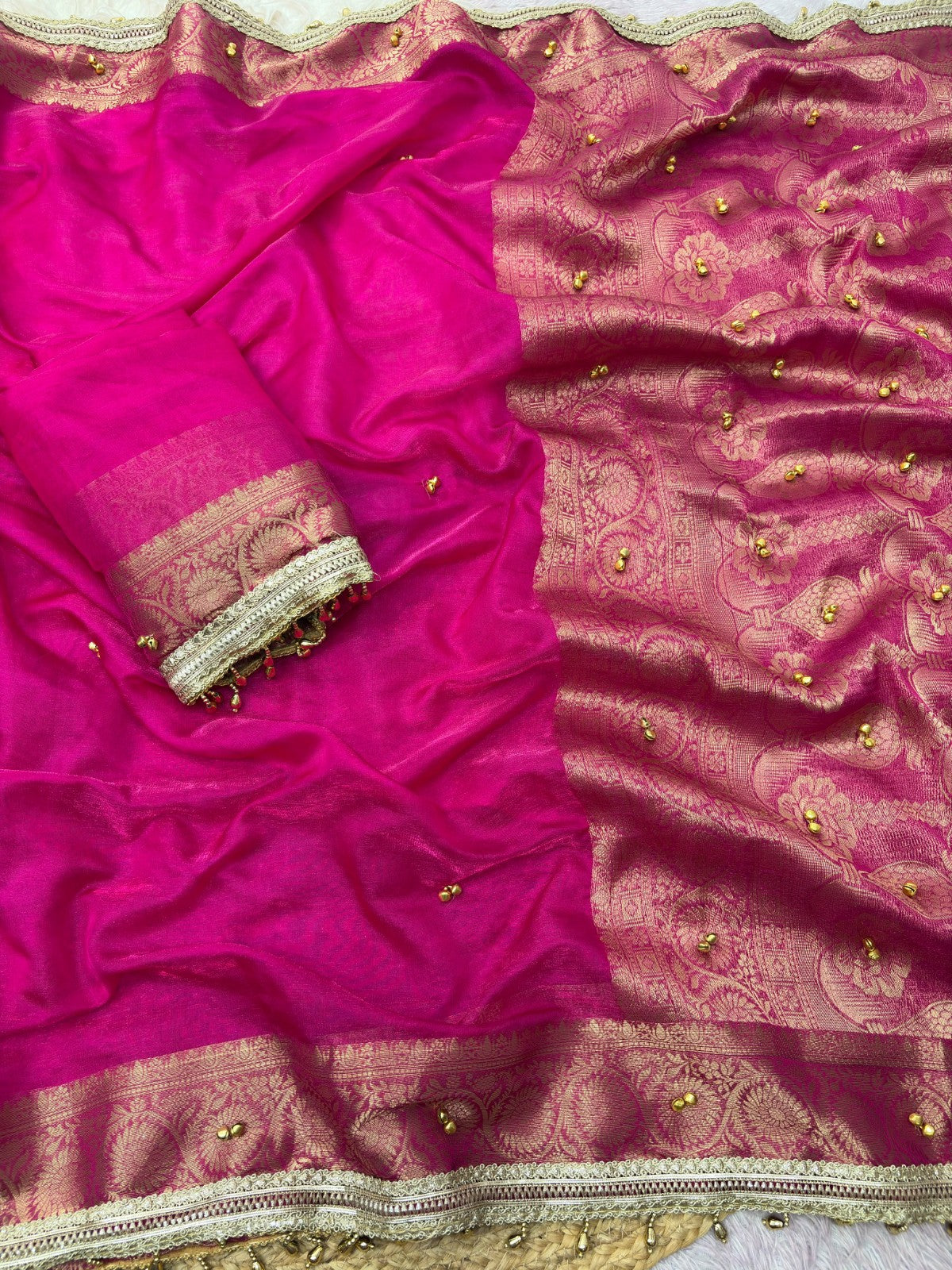 🌸 Elegant Ghungroo Work Banarasi Satin Chiffon Saree