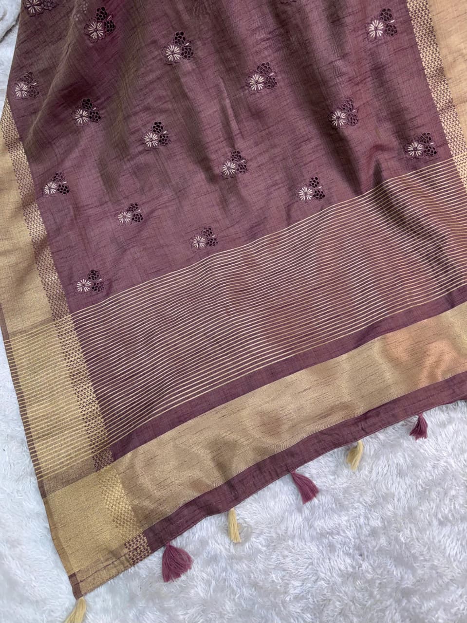 Parampara Elegance Zari Weave Saree