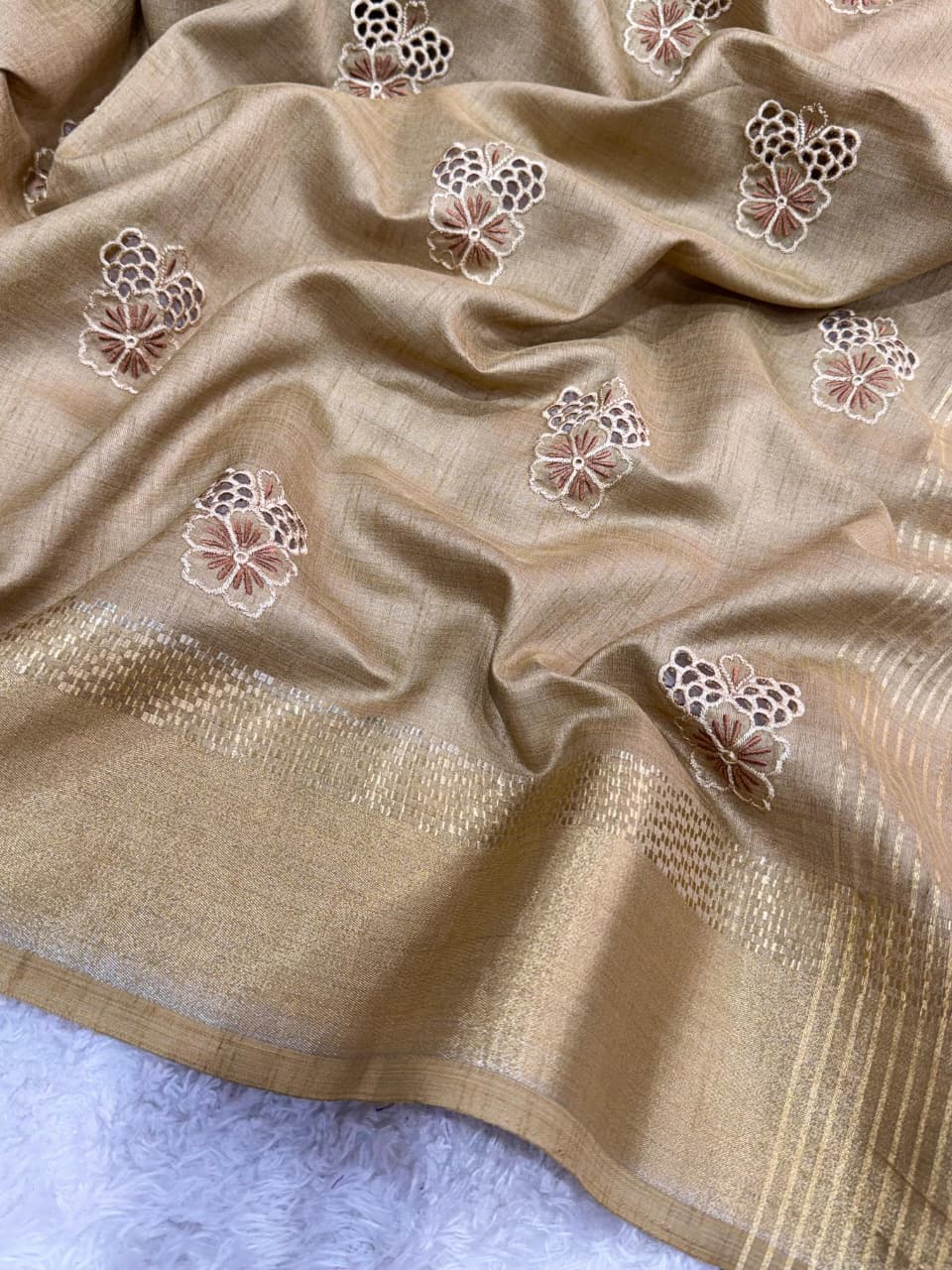 Parampara Elegance Zari Weave Saree